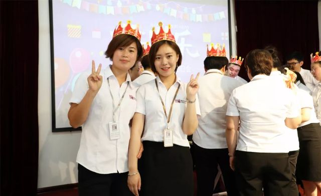 乾港集團(tuán)7月員工生日會(huì) 乾港集團(tuán)7月員工生日會(huì)