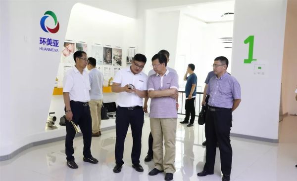 海港區(qū)政府領(lǐng)導(dǎo)蒞臨乾港 海港區(qū)政府領(lǐng)導(dǎo)蒞臨乾港